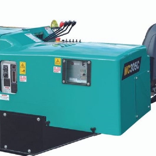 Moteur - mini Grue | Maeda MC305-3 (CAPACITÉ 2.98T)